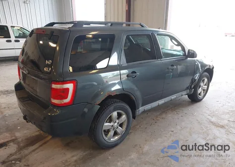 2009 Ford Escape Xlt z USA, uszkodzony, nr VIN 1FMCU03G39KC39954